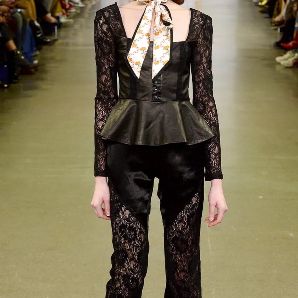 Vivienne Hu - Leather Lace Satin Outfit - Set - XS - 2 - Runway Designer